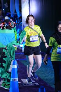 BIB: 3323
                            <button type="button" onclick="openModal(26224435)" class="btn btn-primary btn-sm float-right btn-popup" data-toggle="modal" data-target=".modal-high-quality">
                        <i class="fas fa-shopping-cart"></i> Add to Cart
                    </button>
                                            <button type="button" onclick="isThisMe(26224435, true)" class="btn btn-success btn-sm float-right btn-popup btn-isme hidden" data-toggle="tooltip" data-placement="bottom" title="นี่คือรูปของคุณใช่ไหม คลิกที่นี่เพื่อเอาเข้าอัลบั้ม">
                        <i class="fas fa-plus"></i> Add to album
                    </button>
                    <button type="button" onclick="isThisMe(26224435, false)" class="btn btn-warning btn-sm float-right btn-popup btn-isnotme hidden">
                        <i class="fas fa-ban"></i> Remove from album
                    </button>